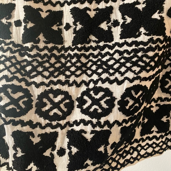 Antik Batik Embroidered top size XS - Picture 3 of 8